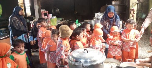 Kunjungan Gudeg Mak Pirang (6)