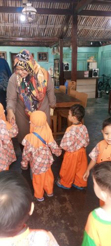 Kunjungan Gudeg Mak Pirang (8)